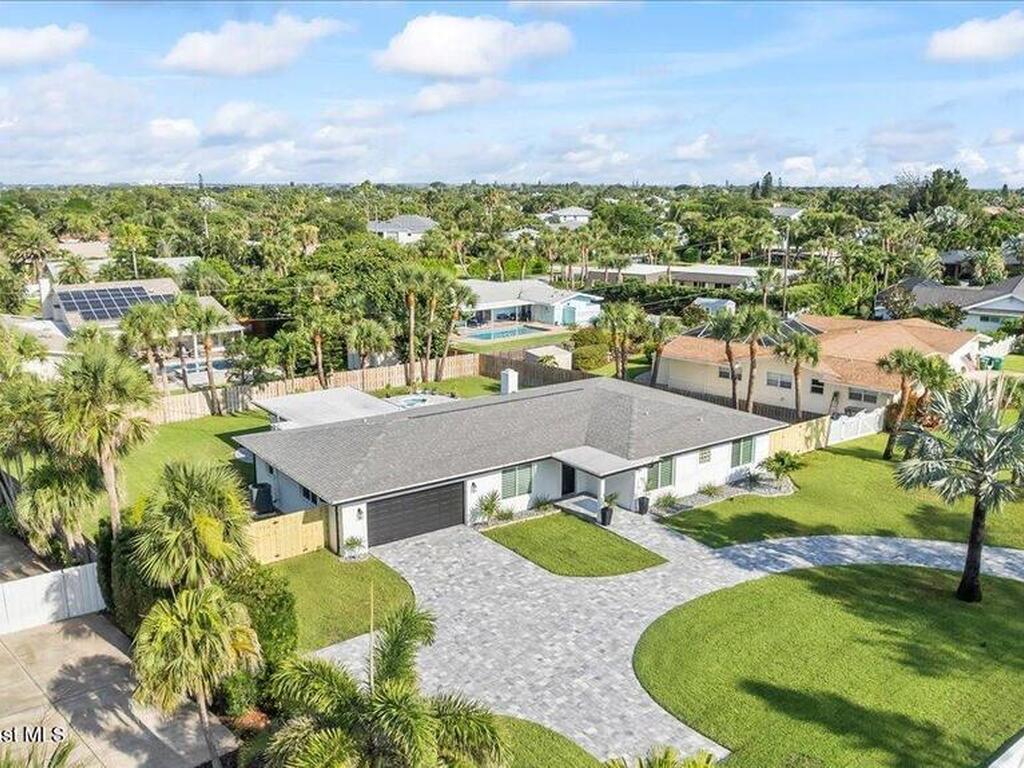 300 Oak Street, Melbourne Beach, FL 32951