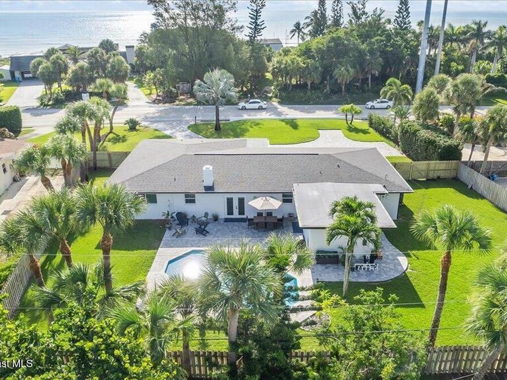 300 Oak Street, Melbourne Beach, FL 32951