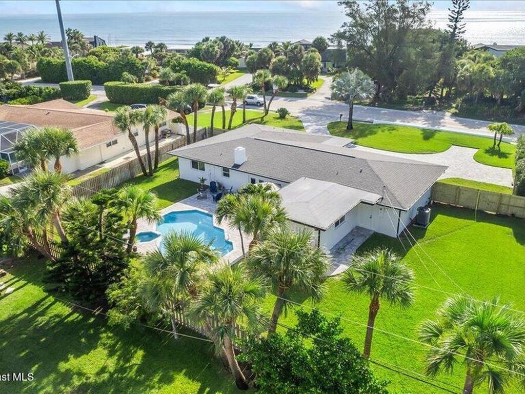 300 Oak Street, Melbourne Beach, FL 32951