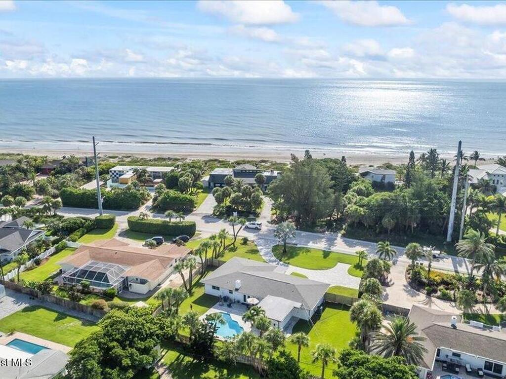 300 Oak Street, Melbourne Beach, FL 32951