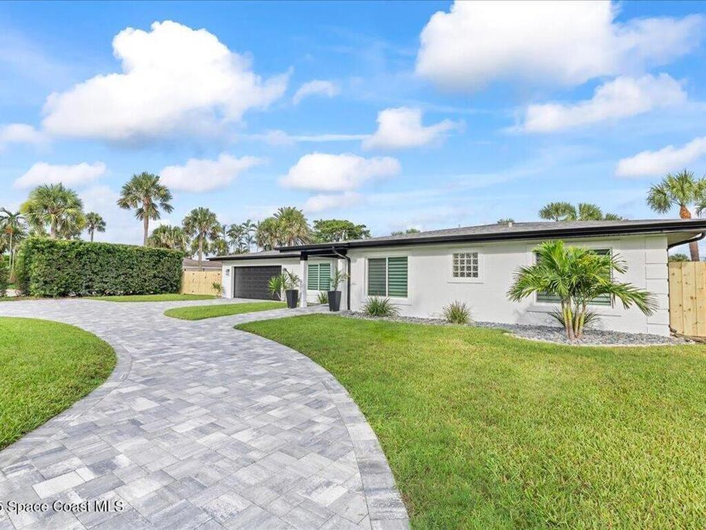 300 Oak Street, Melbourne Beach, FL 32951