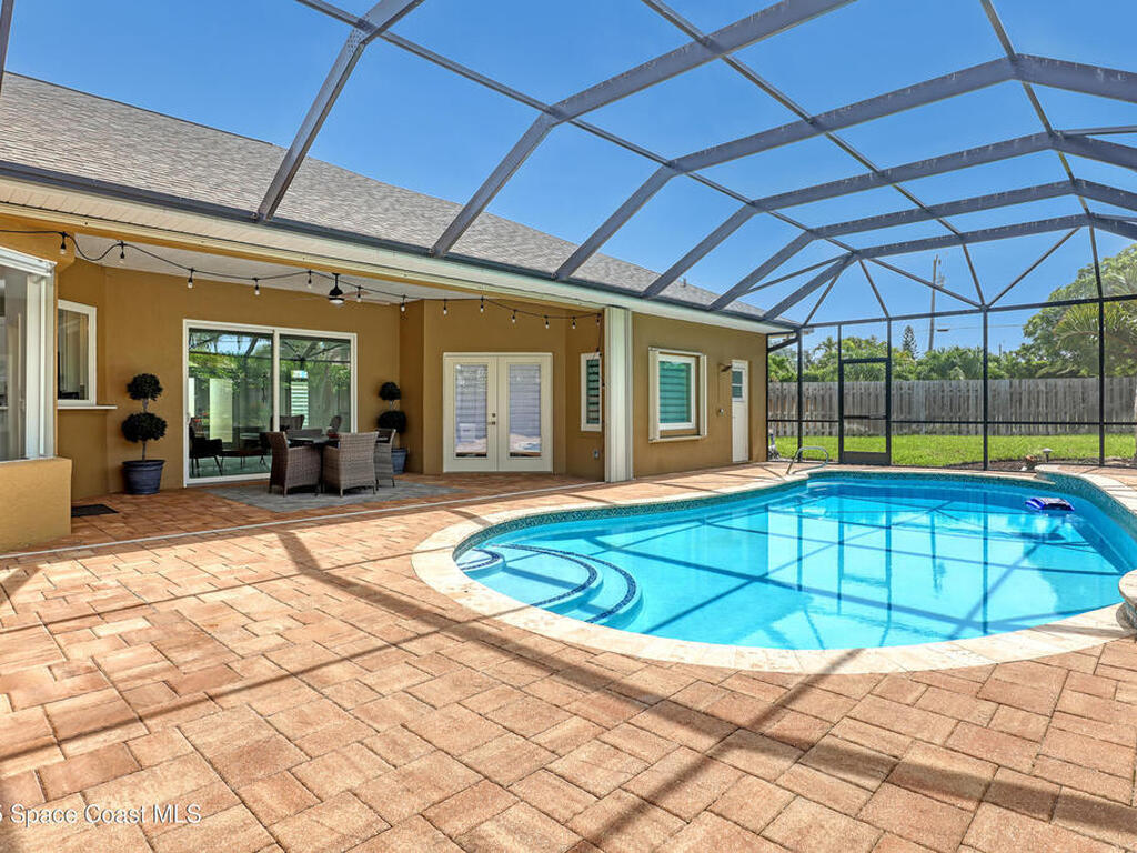 457 Veracruz Boulevard, Indialantic, FL 32903