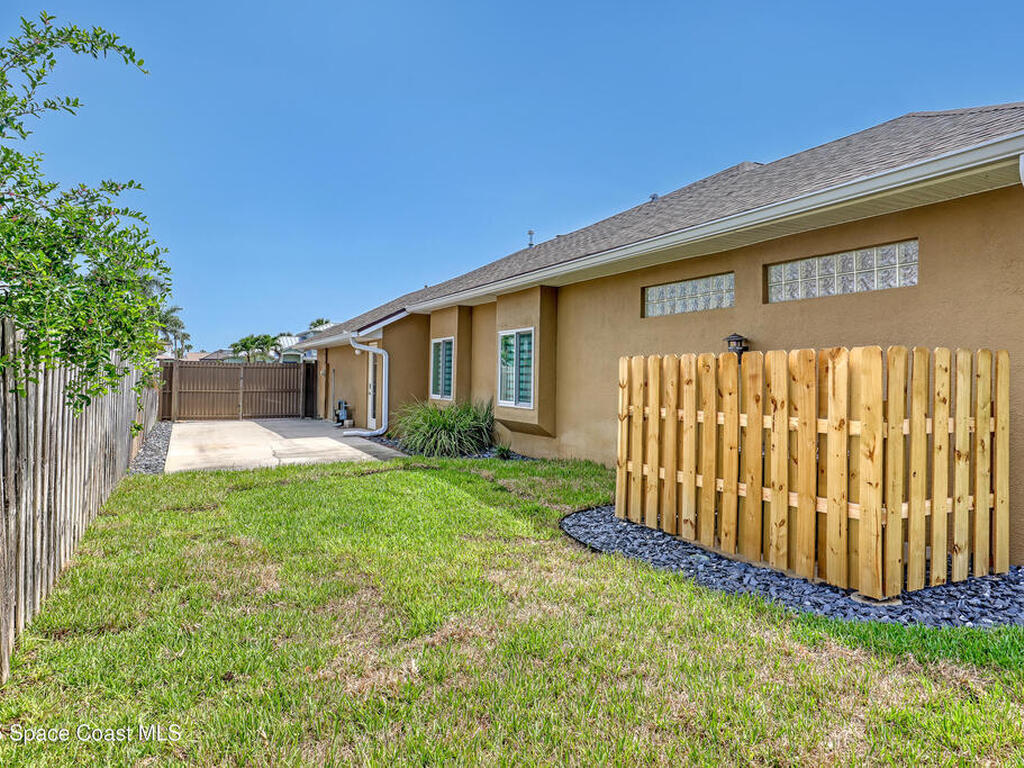 457 Veracruz Boulevard, Indialantic, FL 32903