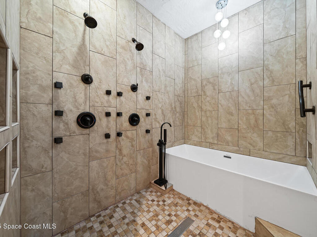 612 Mar Brisa Court, Satellite Beach, FL 32937