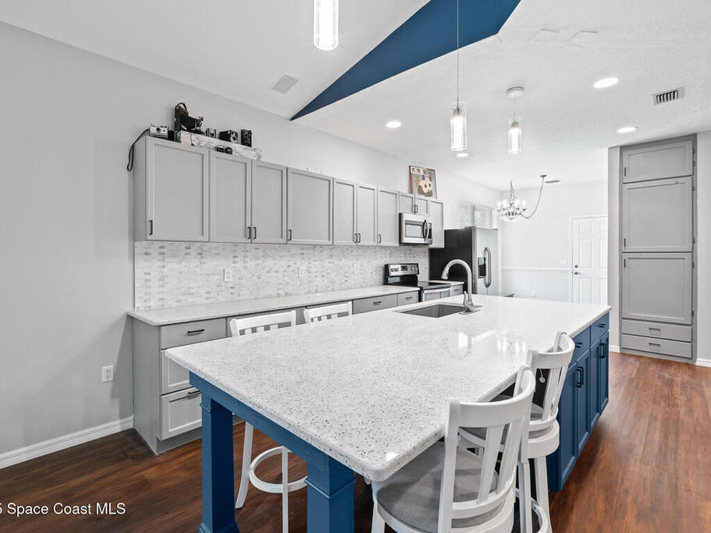 612 Mar Brisa Court, Satellite Beach, FL 32937