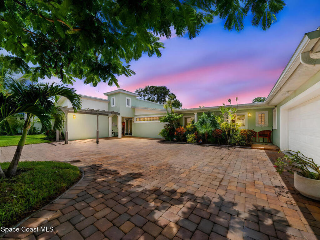 1732 Bay Shore Drive, Cocoa Beach, FL 32931