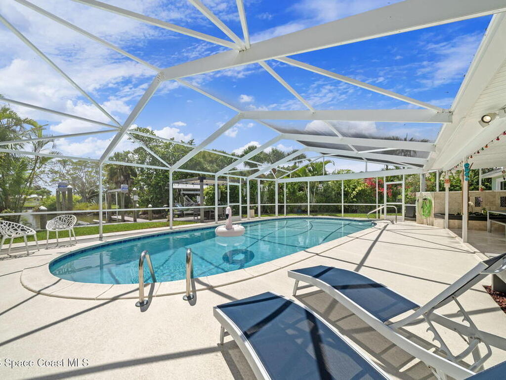 1732 Bay Shore Drive, Cocoa Beach, FL 32931