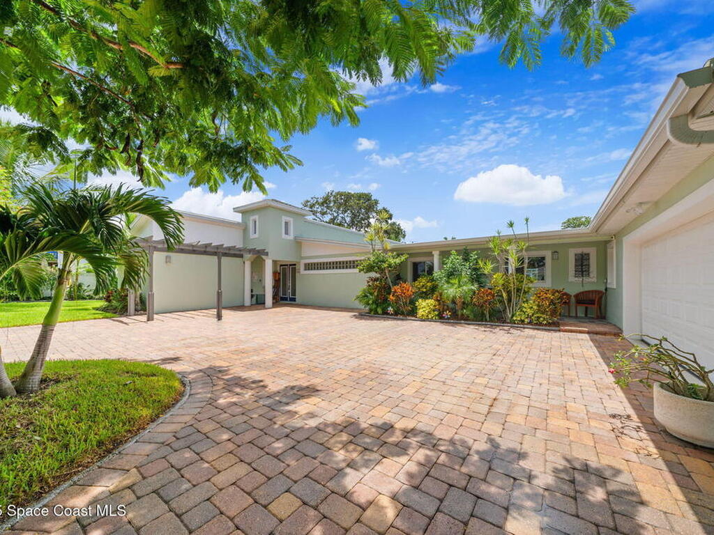 1732 Bay Shore Drive, Cocoa Beach, FL 32931