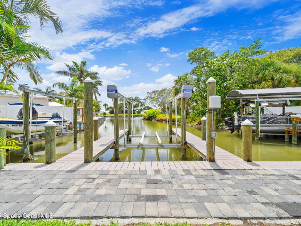 1732 Bay Shore Drive, Cocoa Beach, FL 32931