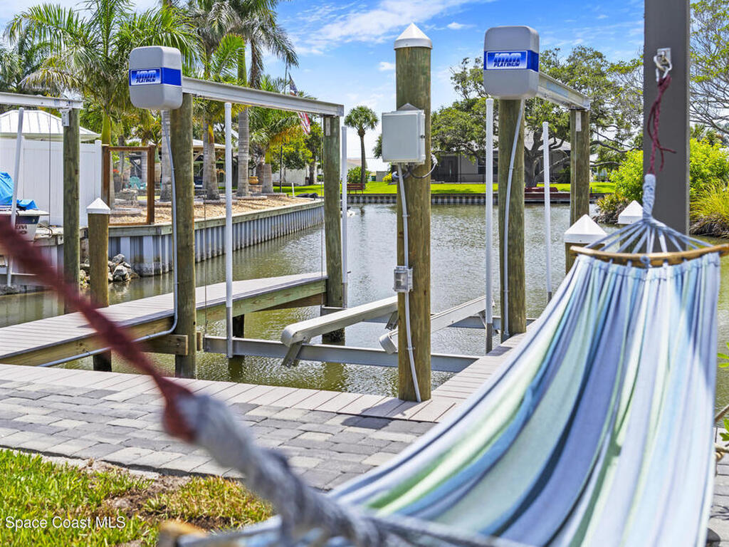 1732 Bay Shore Drive, Cocoa Beach, FL 32931