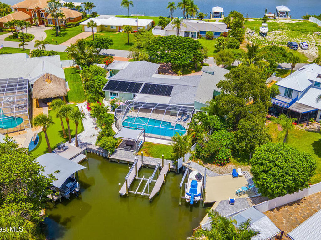 1732 Bay Shore Drive, Cocoa Beach, FL 32931