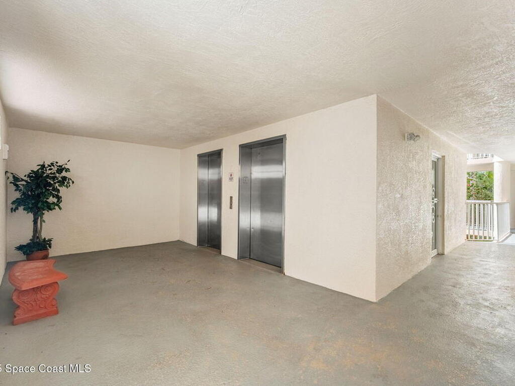 3360 S Atlantic Avenue, Cocoa Beach, FL 32931