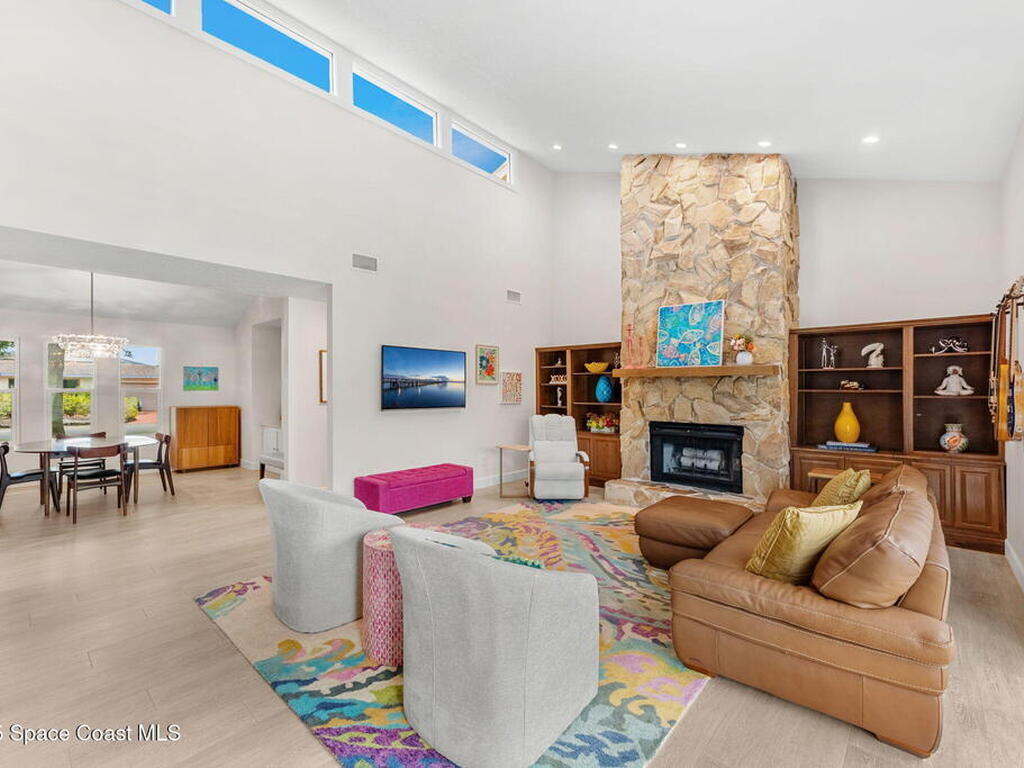 33 Yawl Drive, Cocoa Beach, FL 32931