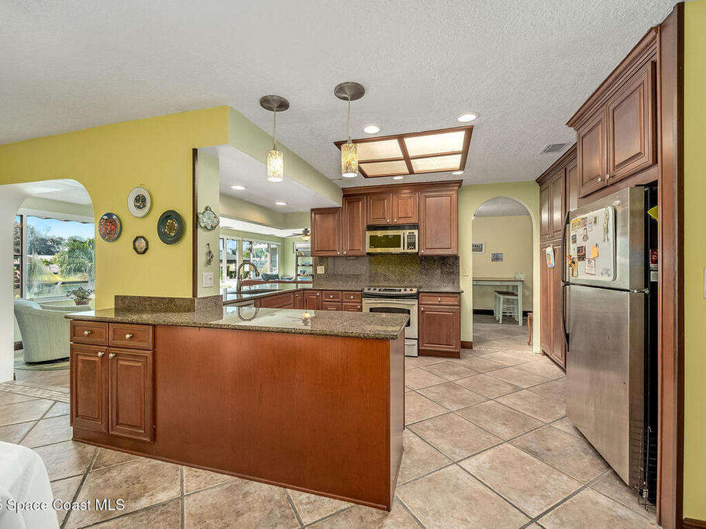 63 Yacht Haven Drive, Cocoa Beach, FL 32931