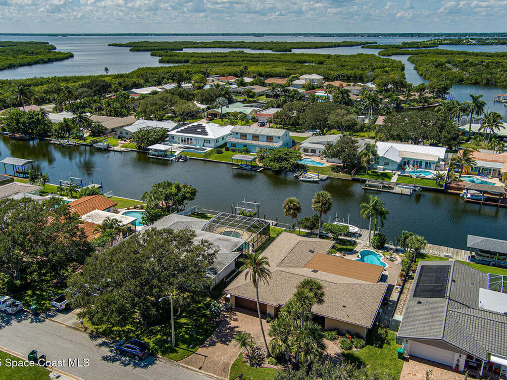 63 Yacht Haven Drive, Cocoa Beach, FL 32931