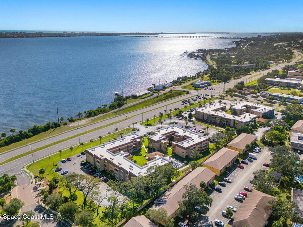 3210 N Harbor City Boulevard, Melbourne, FL 32935