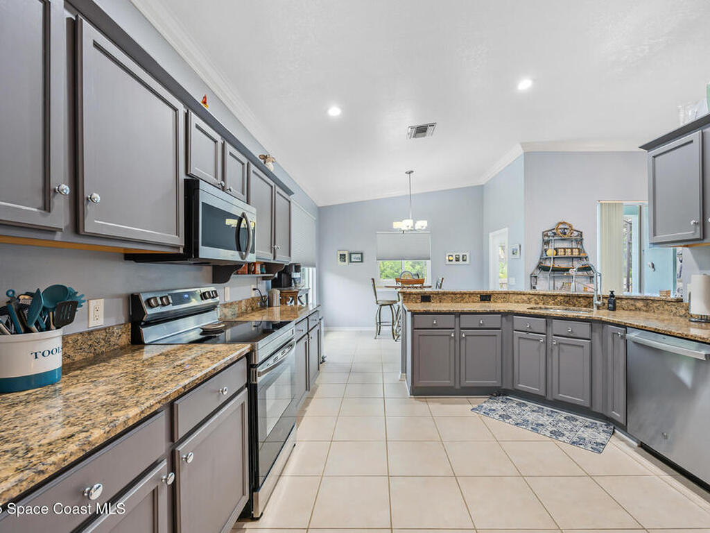 1529 Stafford Avenue, Merritt Island, FL 32952