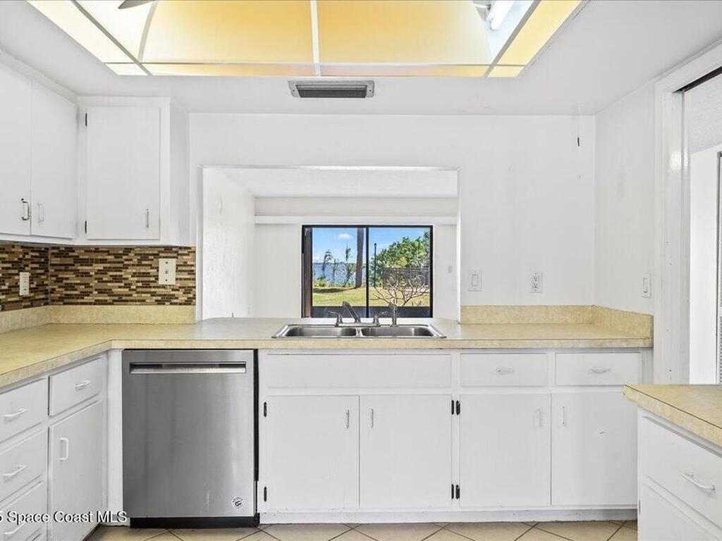 441 N Harbor City Boulevard, Melbourne, FL 32935
