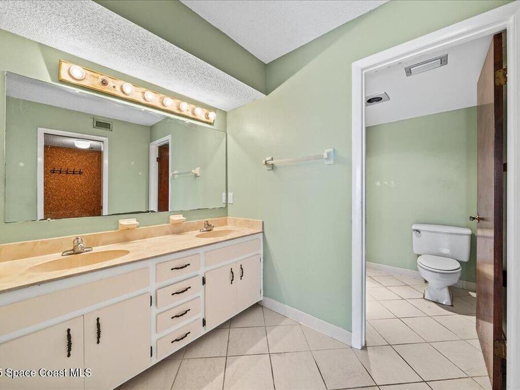 441 N Harbor City Boulevard, Melbourne, FL 32935