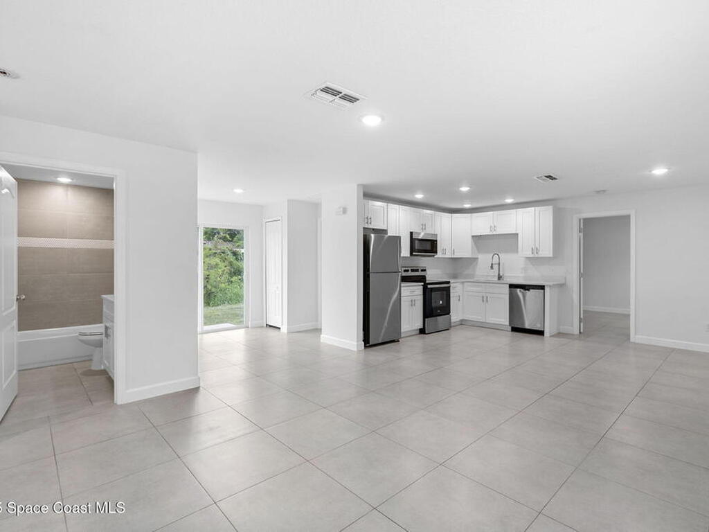 845 Kenilworth Court, Titusville, FL 32780