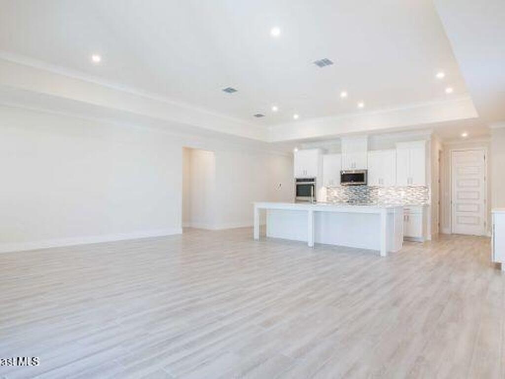 657 Clearwater Avenue, Satellite Beach, FL 32937
