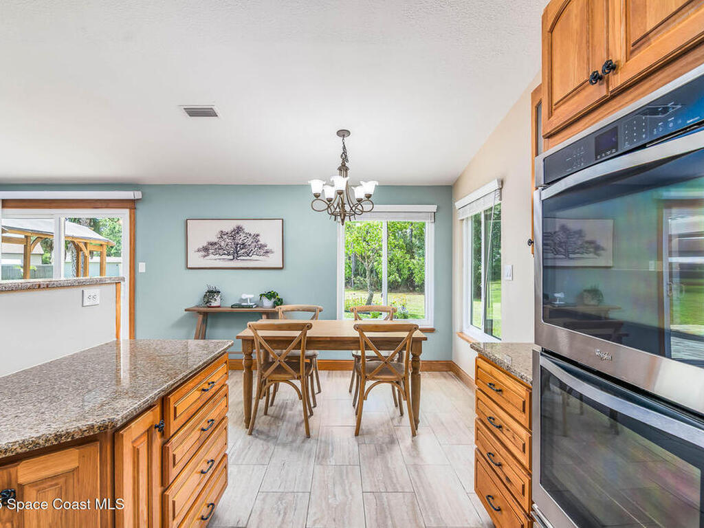 4027 Secretariat Lane, Malabar, FL 32950