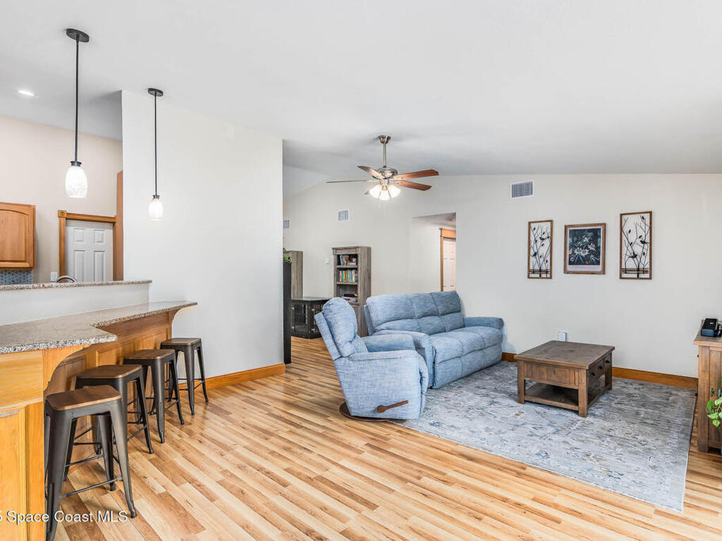 4027 Secretariat Lane, Malabar, FL 32950