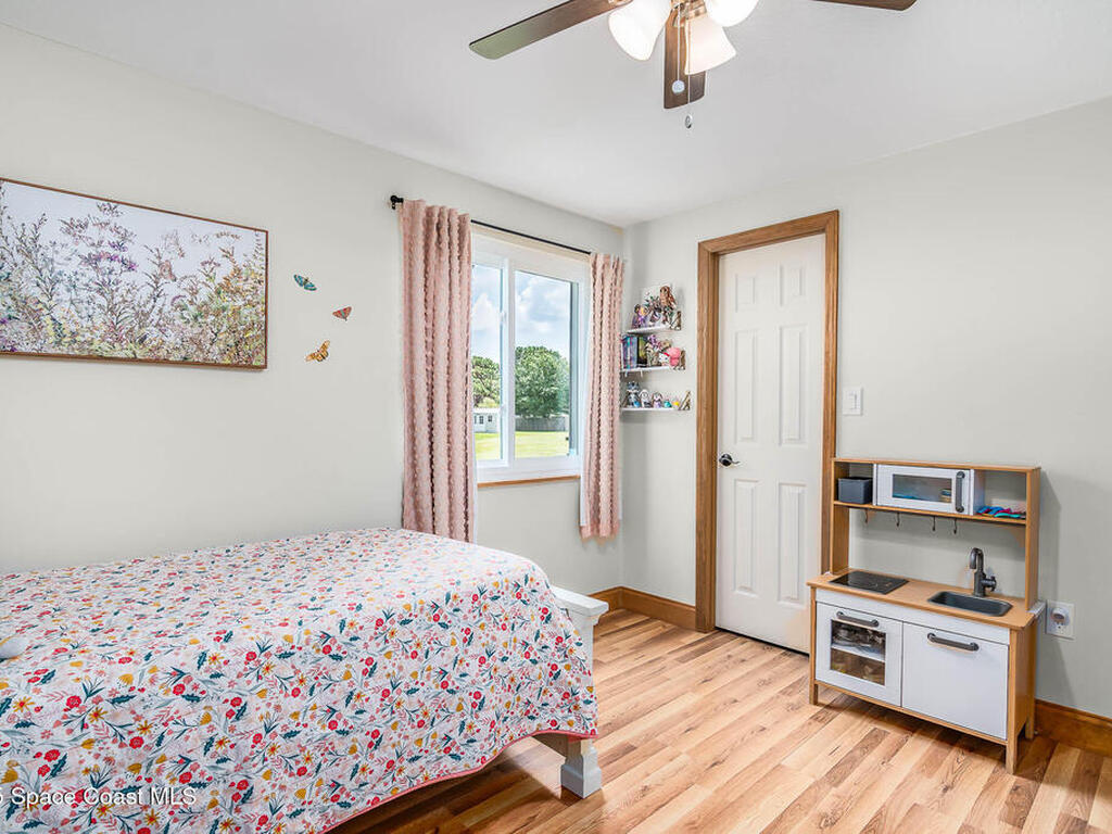 4027 Secretariat Lane, Malabar, FL 32950
