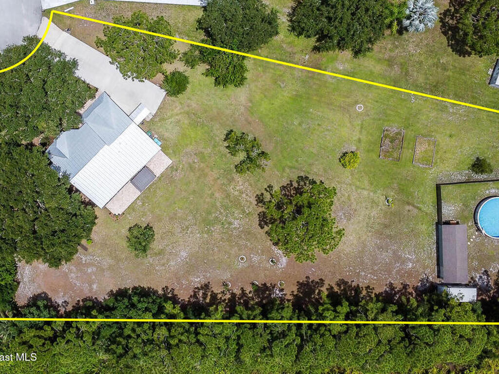 4027 Secretariat Lane, Malabar, FL 32950