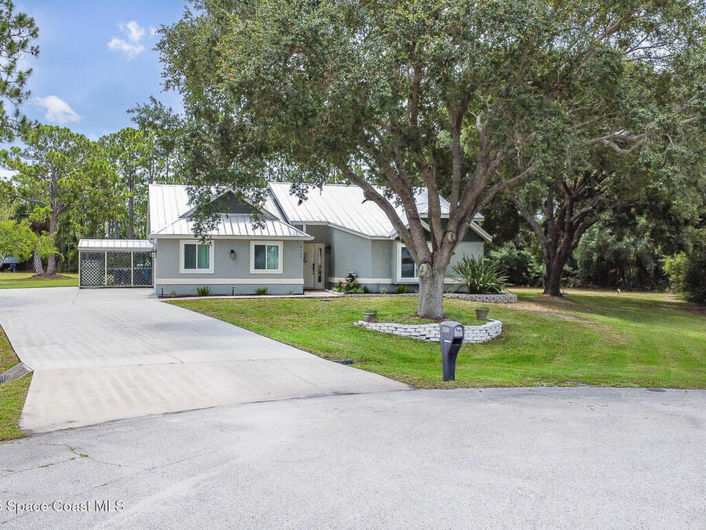 4027 Secretariat Lane, Malabar, FL 32950