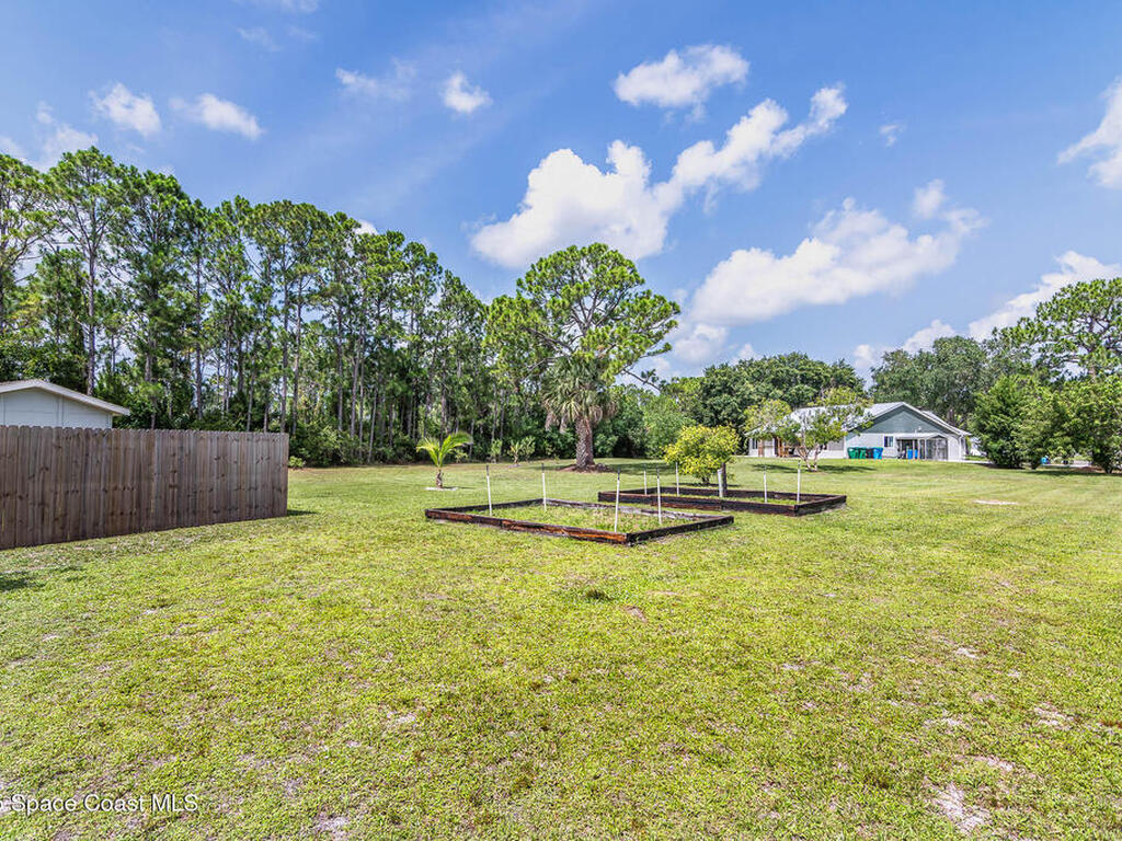 4027 Secretariat Lane, Malabar, FL 32950