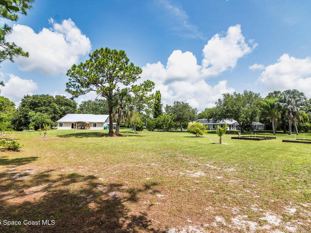 4027 Secretariat Lane, Malabar, FL 32950