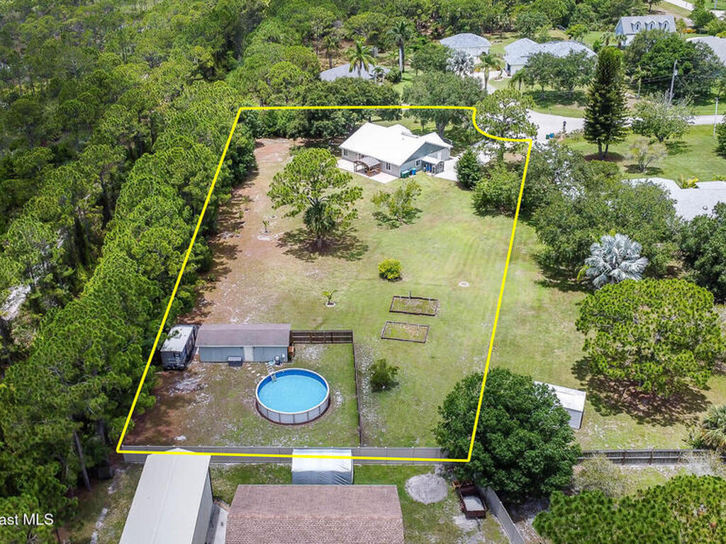 4027 Secretariat Lane, Malabar, FL 32950