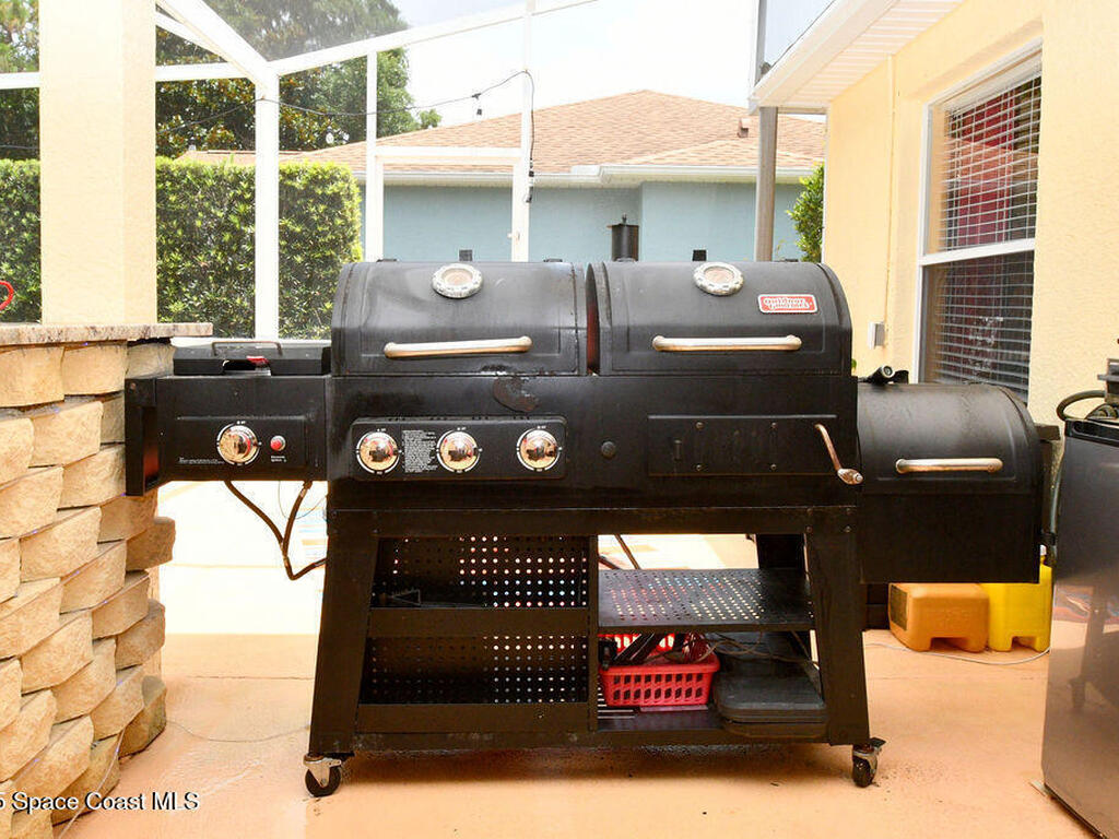 1388 Hill Avenue, Melbourne, FL 32940