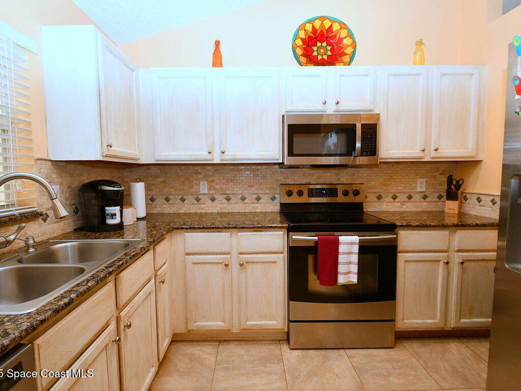 1388 Hill Avenue, Melbourne, FL 32940