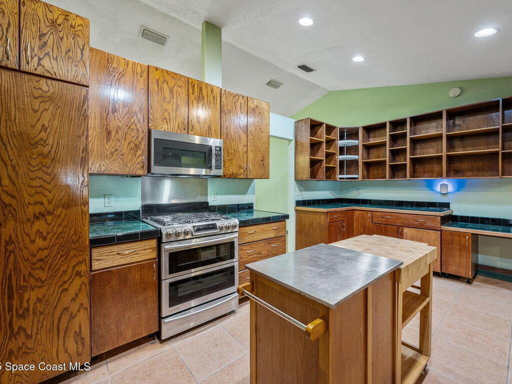 4445 Seneca Avenue, Cocoa, FL 32926