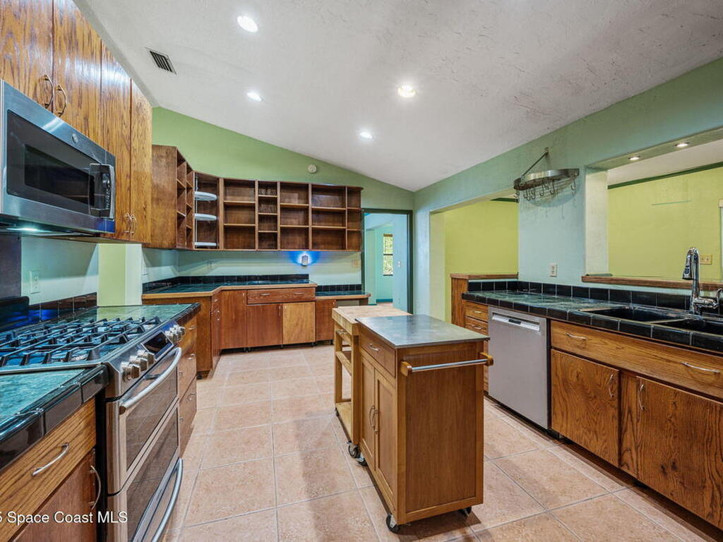 4445 Seneca Avenue, Cocoa, FL 32926