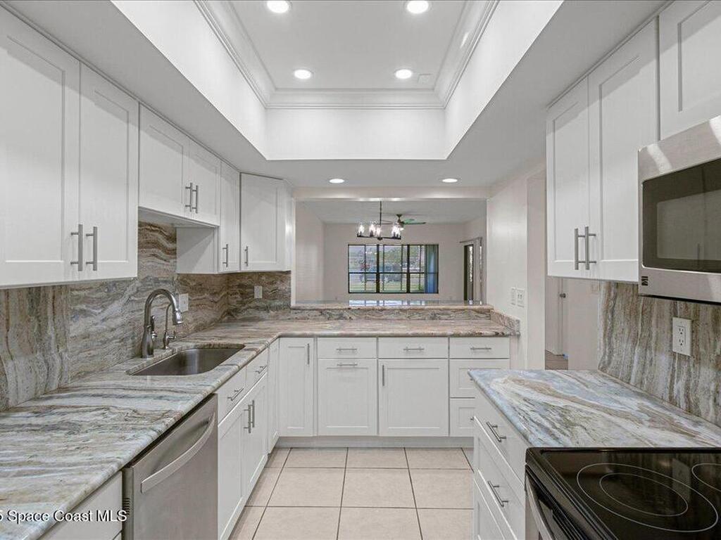 6165 S Mirror Lake Drive, Sebastian, FL 32958