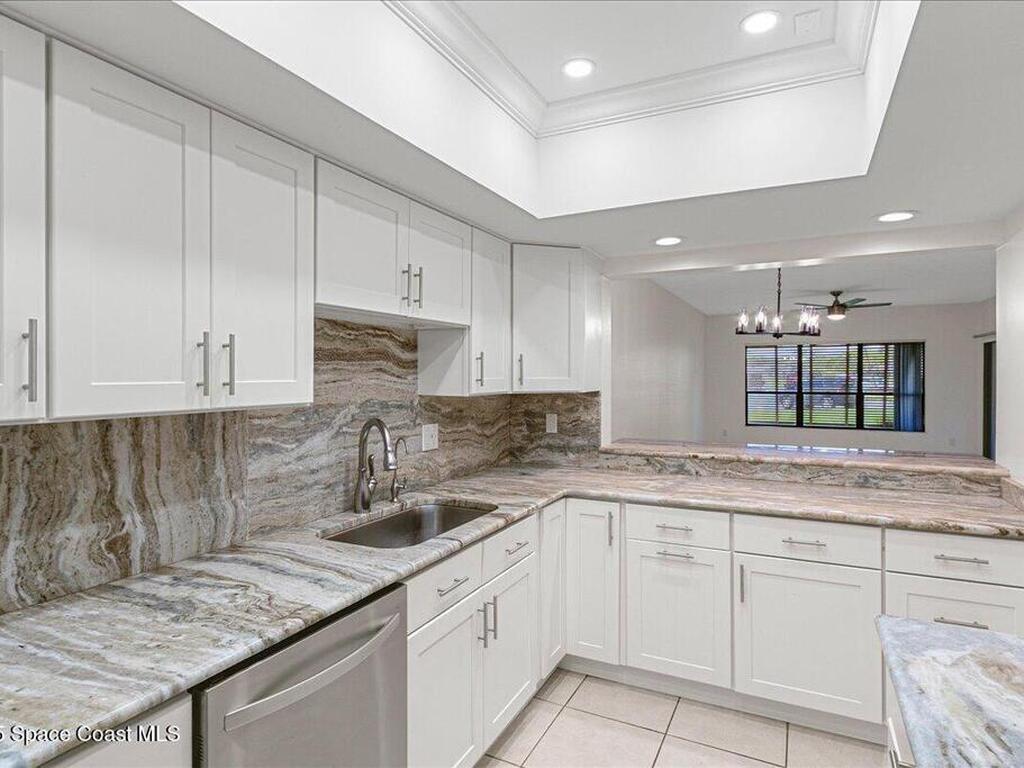 6165 S Mirror Lake Drive, Sebastian, FL 32958