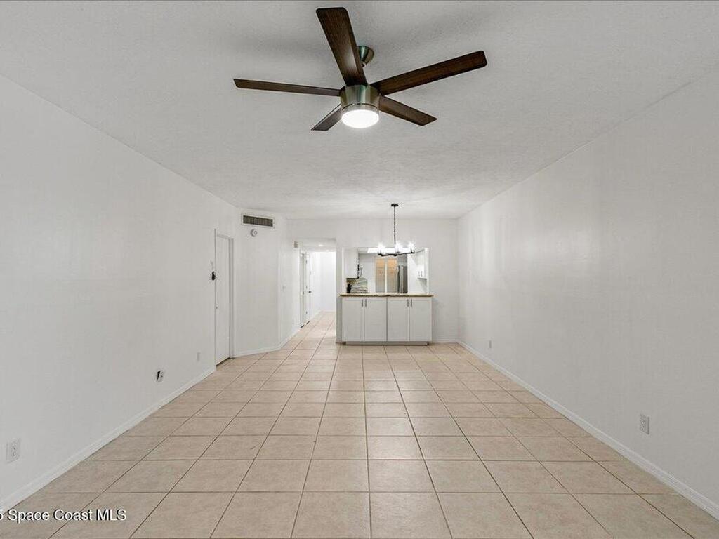 6165 S Mirror Lake Drive, Sebastian, FL 32958