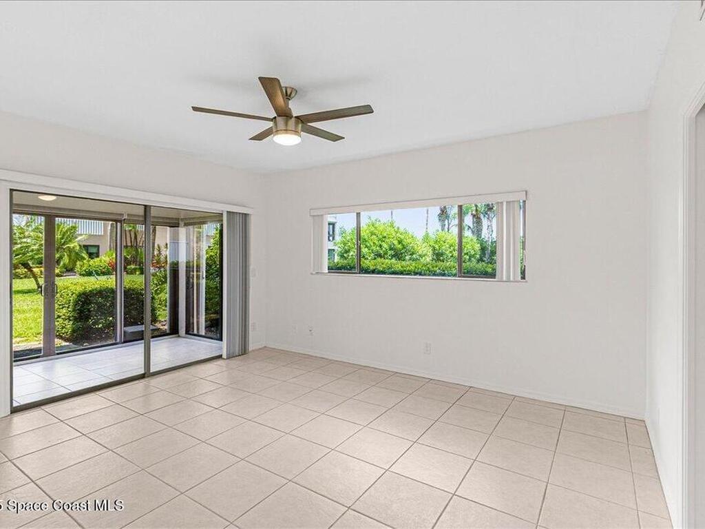 6165 S Mirror Lake Drive, Sebastian, FL 32958