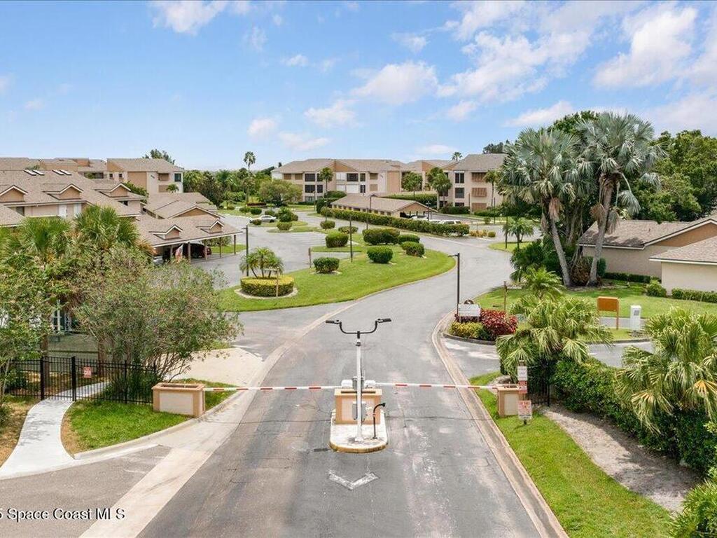 6165 S Mirror Lake Drive, Sebastian, FL 32958
