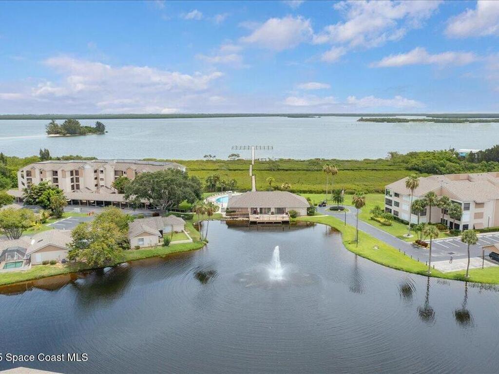 6165 S Mirror Lake Drive, Sebastian, FL 32958