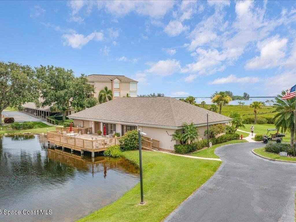 6165 S Mirror Lake Drive, Sebastian, FL 32958