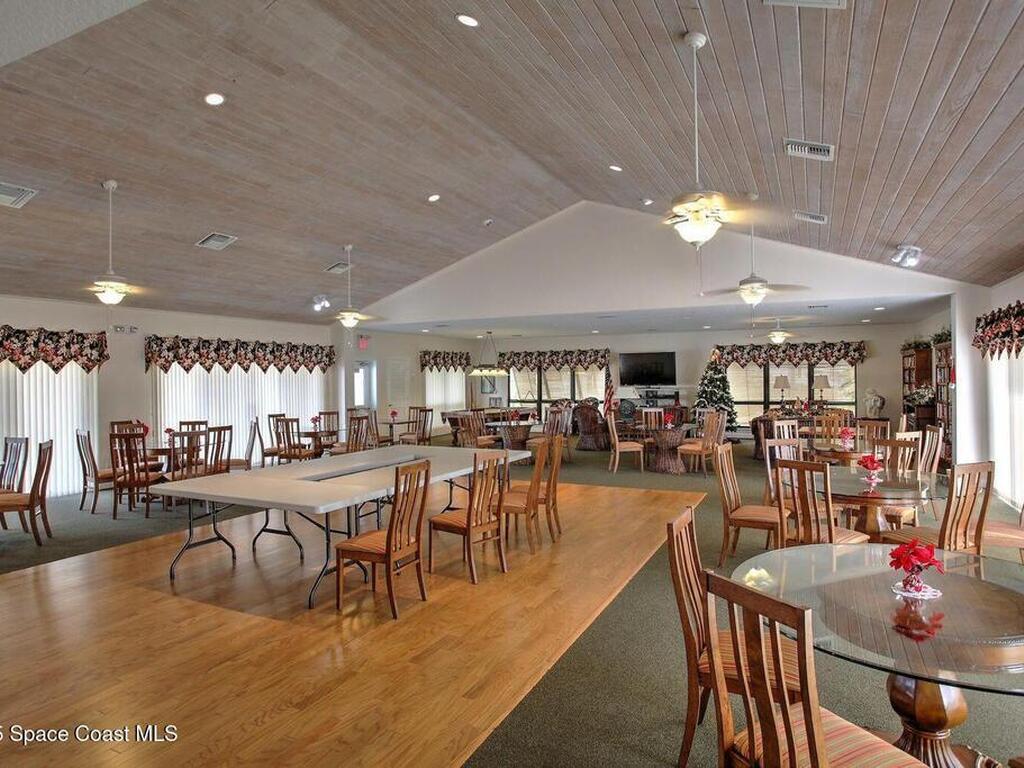 6165 S Mirror Lake Drive, Sebastian, FL 32958