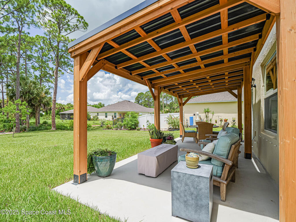 9475 85th Street, Vero Beach, FL 32967