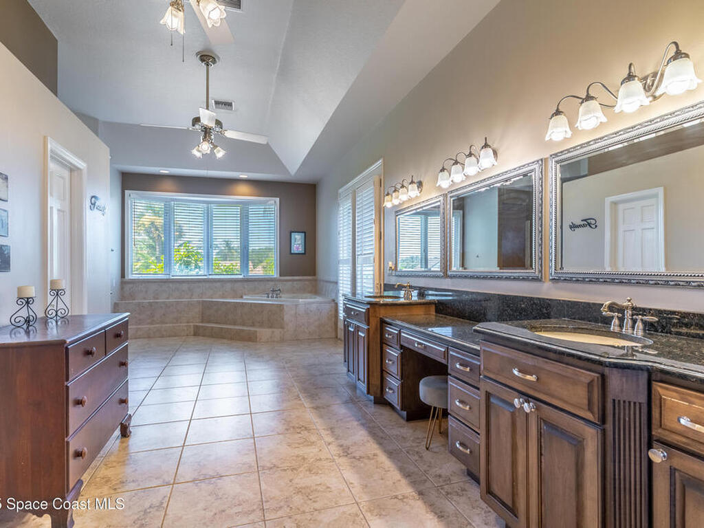 150 Utopia Circle, Merritt Island, FL 32952