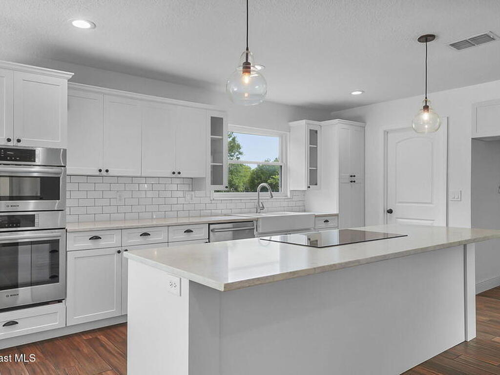 985 Hall Road, Malabar, FL 32950