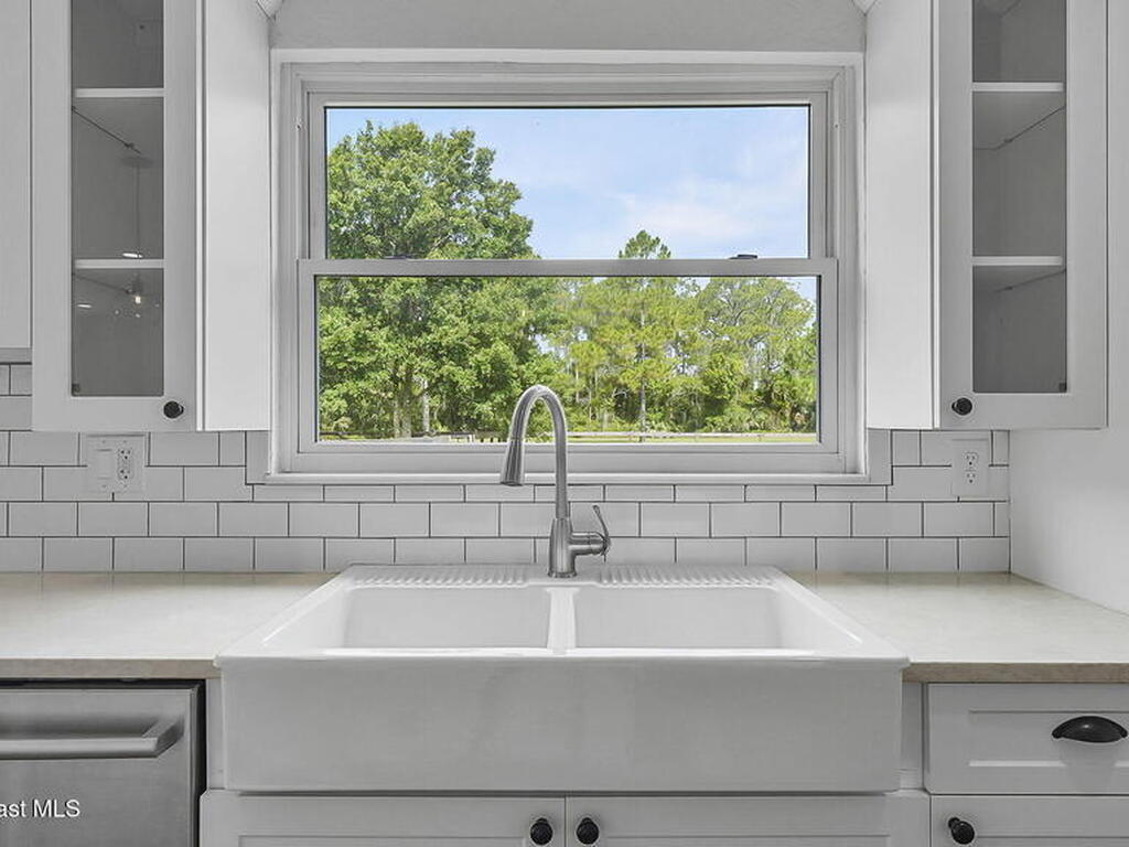 985 Hall Road, Malabar, FL 32950