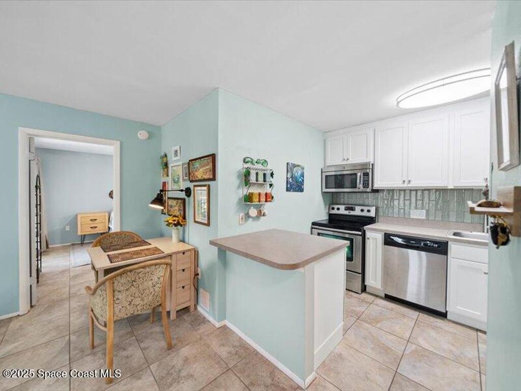 225 S Tropical Trail, Merritt Island, FL 32952